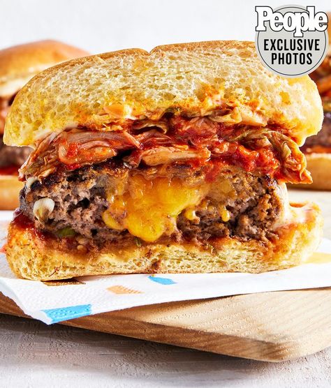 Jucy Lucy Burgers, Juicy Lucy Burger, Sausage Burgers, Juicy Lucy, The Food Network, Food Network Star, Recipe Girl, Comfort Food Southern, Burger And Fries