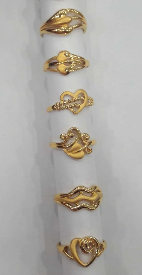 Girlish Gold Rings, 2 Gram Gold Ring Design For Women, Gold Finger Rings Indian Simple, Ladies Rings Gold Design, New Ring Designs Gold, Ladies Gold Rings, Couple Ring Design, Stacked Rings, Gold Finger Rings