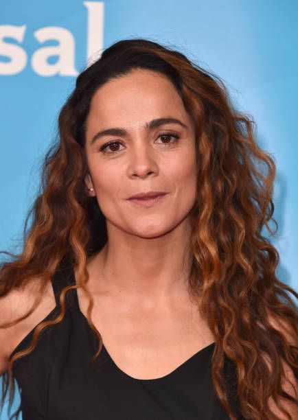 2,437 Alice Braga Photos & High Res Pictures - Getty Images Alice Braga, Neill Blomkamp, Emily Mortimer, New York People, Queen Of The South, I Am Legend, Brazilian Portuguese, City Of God, The New Mutants