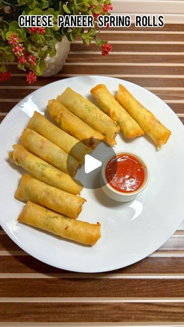 @cook.withsingh on Instagram: "Cheesy paneer spring rolls 😍😋
.
.
.
.
.
.
.
.
.
.
.
.
#reels #instagram #cheesepaneerspringrollrecipe #cheesepaneerspringrolls #springrolls #vegspringrolls #foodreels #homemadefood" Paneer Spring Rolls, Veg Spring Rolls, Paneer Cheese, Veg Snacks, Spring Roll Recipe, Spring Roll, Reels Instagram, Cheez It, March 27