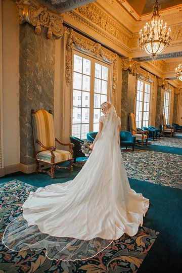 Cathedral Wedding Dress Train, Silk Ball Gown, Veil Simple, Cathedral Wedding Dress, Simple Bow, Dress Train, Cathedral Train, Cathedral Wedding, Wedding Dress Train