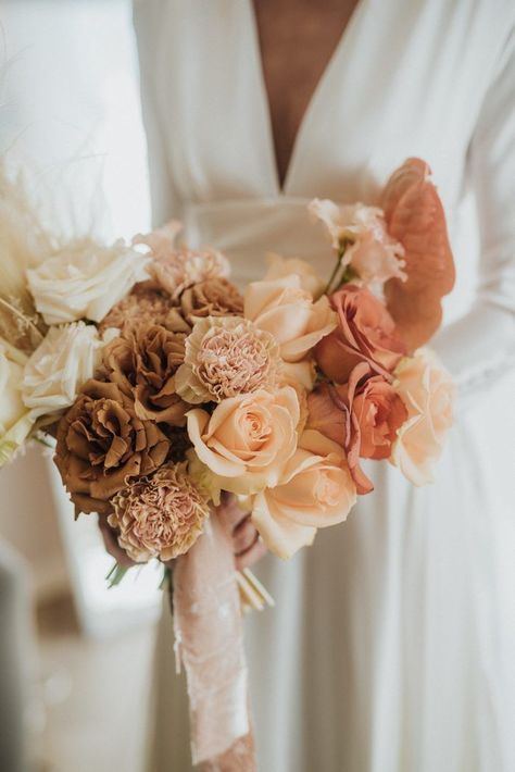 Carnation Wedding Bouquet, Carnation Wedding, Carnation Bouquet, Dusty Coral, Neutral Wedding Colors, Como Wedding, Bridal Bouquet Fall, June Bug, Lake Como Wedding