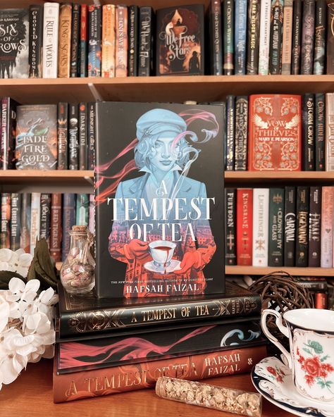 Tea or coffee?⁠ .⠀⁠ Confession: I hate both tea and coffee. They're just not for me! I honestly don't like most drinks, which is why I pretty much only drink water. ⁠ .⠀⁠ #bookshelves #bookstagram #readersofinstagram #bookstack #atempestoftea #hafsahfaizal a tempest of tea by hafsah faizal special edition sprayed edges YA fantasy book aesthetic bookshelves bookshelf ladder Books Aesthetic Bookshelves, Fantasy Book Aesthetic, Bookshelf Ladder, Aesthetic Bookshelves, Dark Tide, Ya Fantasy Books, Ladder Bookshelf, Academia Fashion, Ya Fantasy