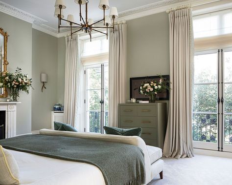 Chelsea Townhouse, London Bedroom, Georgian Style Homes, Georgian Interiors, Townhouse Interior, Georgian Townhouse, Georgian Homes, Master Bedrooms Decor, Bedroom Inspirations