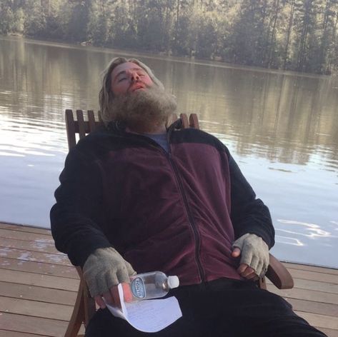 Chris Hemsworth #chrishemsworth #thor #sleep #relaxing #cute #1 #endgame #tbt #bts Chris Hemsworth Funny, Thor Funny, Fat Thor, Marvel Bts, Marvel Man, Throwback Pic, Marvel Pics, Jennifer Walters, Thor 1