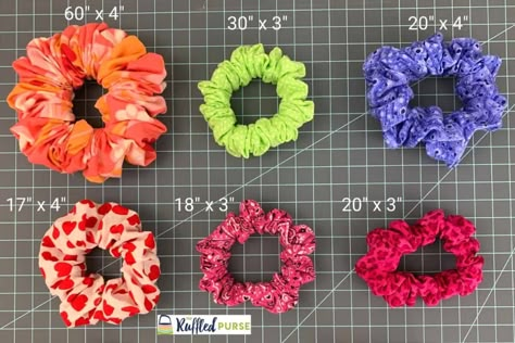 How to Make the Perfect Scrunchie Cotton Scrunchies Diy, Mini Scrunchie Pattern, Diy Sewing Scrunchies, Scrunchies Sizes Chart, Small Scrunchies Diy, Scrunchies Measurements Chart, Extra Large Scrunchie Pattern, Extra Large Scrunchie, Ribbon Scrunchies Diy