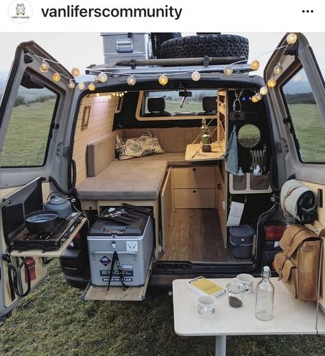 Astuces Camping-car, Kangoo Camper, Minivan Camper Conversion, Lake House Food, Caddy Van, T3 Vw, Kombi Motorhome, Suv Camper, Minivan Camping