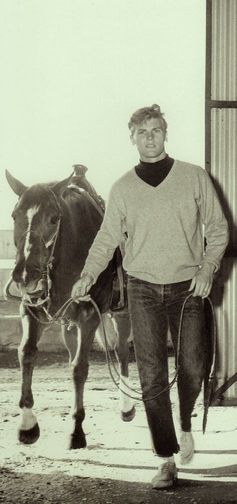 TAB HUNTER early 1960's From Hollywood & the Ivy Look. By Graham Marsh & Tony Nourmand. (minkshmink) Vintage Starlets, Charlie Carver, 60s Icons, Ivy Look, Tab Hunter, Most Handsome Actors, People Of Interest, The Ivy, Hollywood Legends