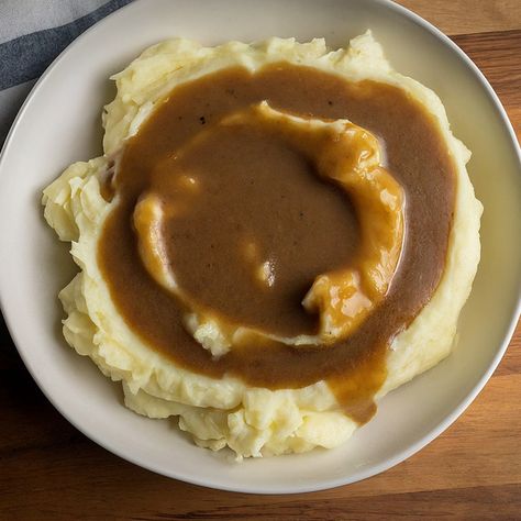 Mashed Potatoes Aesthetic, Potatoes Aesthetic, Mashed Potato And Gravy, Mashed Potatoes And Gravy, Roast Dinners, Potatoes And Gravy, Family Culture, Cozy Gathering, Gravy Recipe