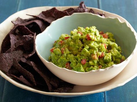 Garlicky Holy Guacamole! Mexican Fiesta Food, Holy Guacamole, Easy Guacamole, Rachel Ray, Guacamole Recipe, Rachael Ray, Appetizer Dips, Mexican Dishes, What To Cook