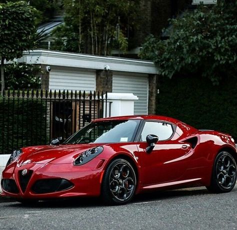 Alfa Romeo 4C Red Alfa Romeo, Alpha Romeo 4c, Interior Car Aesthetic, Car Aesthetic Night, Car Aesthetic Interior, Alfa 4c, Car Dream, Alfa Romeo 4c, Alfa Romeo 8c