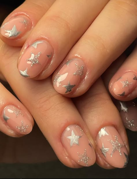 Star Nail Designs, Hello Nails, Short Haircuts For Women, Nail Ring, Star Nails, Makati, Funky Nails, Dream Nails, Minimalist Nails