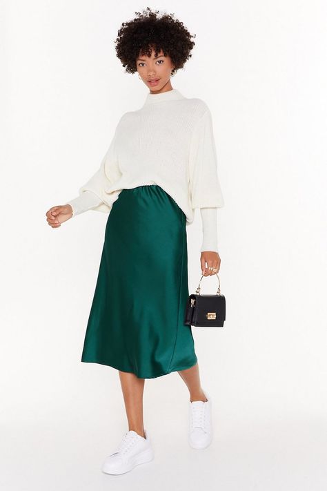 f337d999d9ad116a7b4f3d409fcc6480desc34473466ri Green Satin Skirt, Slip Skirt Outfit, Green Silk Skirt, Silk Skirt Outfit, Satin Midi Skirt, Shop Clothes, Looks Black, Slip Skirt, Skirt Outfit