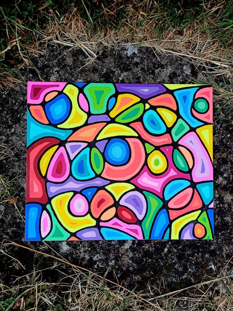 A colourful psychedelic painting, acrylic paint pens on canvas board. Psychodelisch Art Easy, Pattern Painting Ideas On Canvas, Abstract Colourful Art, Abstract Geometric Art Paintings, Paint Pen Ideas, Paint Pen Art Ideas On Canvas, Colourful Drawing Ideas, Colourful Canvas Painting, Paint Pen Art Ideas