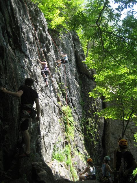 Rumney Rocks Mountain Climbing -- White Mtn National Park, New Hampshire Backyard Climbing, Outdoor Climbing, White Mountains, Mountain Climbing, Go Camping, Rock Climbing, Travel Life, Wonderful Places, New Hampshire