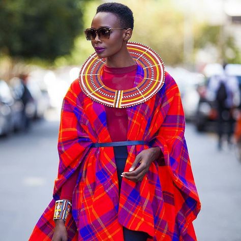 Why not boldly go? Maasai Dress, Maasai Shuka, Afrocentric Fashion, Estilo Hippie, African Inspired Fashion, Kitenge, Africa Fashion, Maasai, African Wear