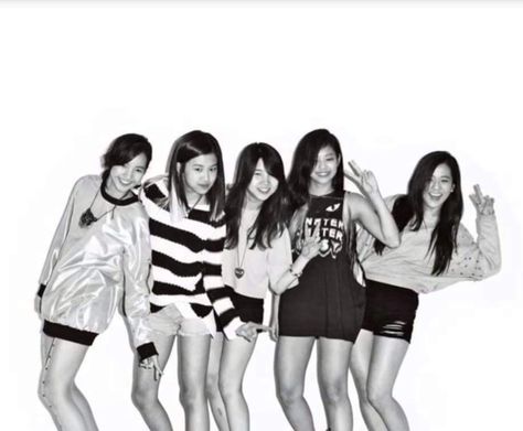 Predebut Blackpink, Euna Kim, Pink Punk, Blackpink Debut, Blink Book, Blackpink Poster, Jennie Jisoo, Blackpink Members, Blackpink Funny