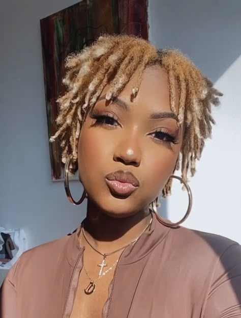 Short Blonde Locs, Ash Blonde Locs, Twa Locs, Twist Loc Styles, Blond Locs, Hairstyles Dreadlocks, Blonde Locs, Dreadlocks Hair Care, Loc Goddess