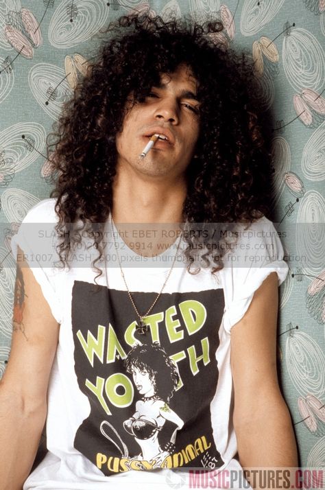 Young Slash (aka Saul Hudson) Saul Hudson, Velvet Revolver, Duff Mckagan, Axl Rose, Lenny Kravitz, The Duff, Rock Music, Rock Bands, Heavy Metal