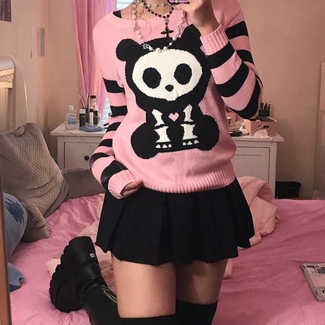 Dark Gothic Aesthetic, Cybercore Y2k, Emo Dark, Pastel Goth Outfits, Pink Goth, Pink Grunge, Pink Gym, Bear Sweater, Striped Sweatshirt