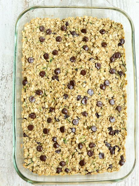 Fully Baked Zucchini oatmeal Snack Bars with Chocolate Chips Zucchini Oatmeal Cookies, Oatmeal Snack, Bars With Chocolate Chips, Zucchini Bars, Oatmeal Snacks, Healthy Food Recipies, Zucchini Oatmeal, Zucchini Cookies, Oatmeal Chocolate Chip Bars