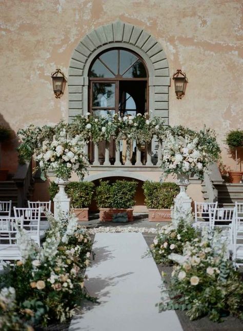 Destination Wedding in Italy | Lisa & Ryan | Villa Mangiacane Villa Mangiacane, Catholic Wedding Traditions, Wedding Isles, Wedding Letters, Tuscan Wedding, Cathedral Veil, Family Garden, Wedding Organization, Luxury Destination Wedding