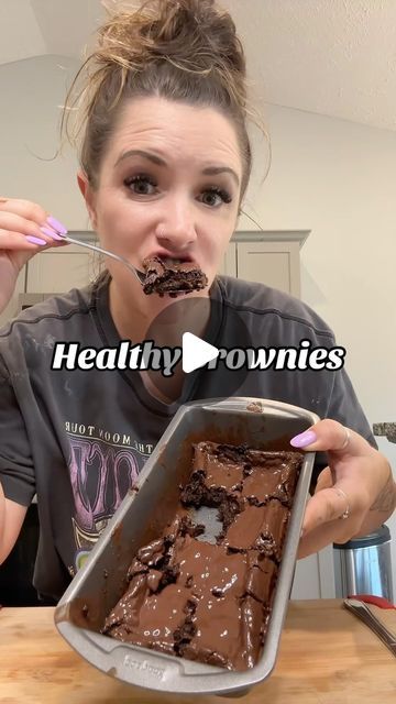 Brownies Using Bananas, Healthy Brownies With Banana, Banana Peanut Butter Brownies, Banana Brownies Healthy, Banana Brownie Recipe, Healthy Chocolate Brownies, Healthy Brownie Recipe, Peanut Butter Powder Recipes, Peanut Brownies