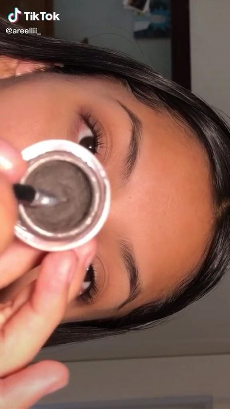 Eyebrow Tutorial With Pomade, Makeup Tutorial For Beginners Eyebrows, Eyebrow Concealer Tutorials, Makeup Brows Tutorials, Best Eyebrow Tutorial, 2016 Brows Tutorial, Make Up Eyebrows Tutorial, Make Up Tutorial Eyebrows, Eye Brow Make Up Tutorials