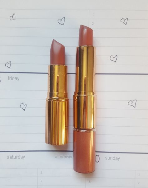 Rose Gold Packaging, Charlotte Tilbury Pillow Talk Lipstick, Best Drugstore Lipstick, Tarte Lipstick, Lipstick Inspiration, Love Obsession, Pink Matte Lipstick, Mauve Lipstick, Revolution Lipstick