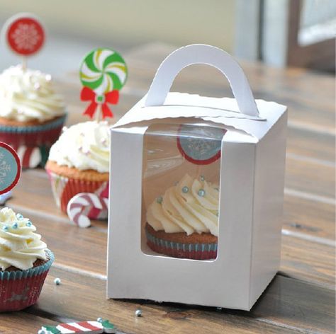 Single Cupcake Boxes, Baby Shower Gift Favors, Macaron Packaging, Cupcake Packaging, Cupcake Gift, White Cupcakes, Muffin Cake, Candy Cakes, Cupcake Boxes