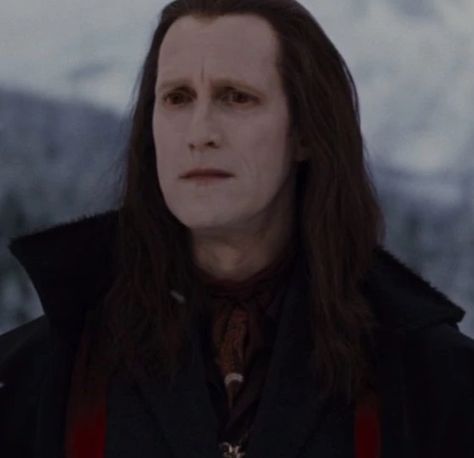 Marcus Volturi, Twilight Characters, Aro Volturi, The Twilight Saga, Twilight Saga, Outfit Inspo