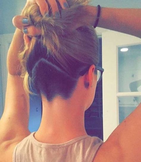 Simple undercut shape I want Undercut Ideas, Hairstyle Ideas For Long Hair, Undercut Hairstyles Women, Undercut Hair, Ideas For Long Hair, Undercut Long Hair, Trendy Hairstyle, Penteado Cabelo Curto, Undercut Hairstyles