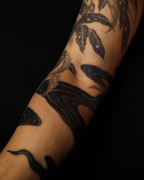 Kodzunak Tattoo, Unique Forearm Tattoos, River Tattoo, Second Tattoo, Blackout Tattoo, Chinese Tattoo, Black River, Mountain Tattoo, Body Modification