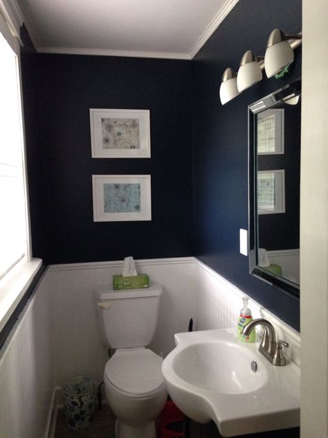 Nautical theme powder room; Benjamin Moore Polo Blue - powder room with white under chair rail Small Powder Room Design, Modern Powder Room Design, Blue Powder Room, Blue Bathrooms, Bathroom Restoration, Powder Room Design Ideas, Makeover Kamar Mandi, Modern Powder Rooms, Modern Powder Room