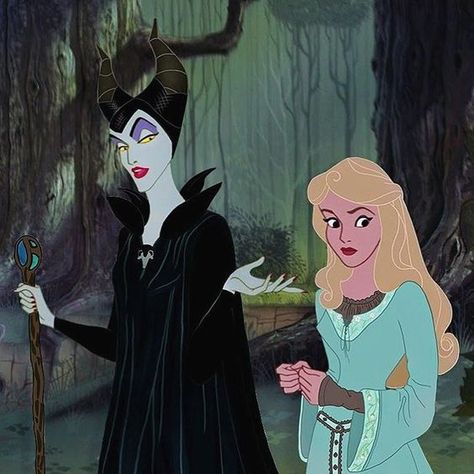 “And that’s how Flora, Fauna, and Maryweather betrayed us. Aurora, are you listening to me?”  Aurora jumped and looked at her with flushed cheeks, “yes, Aunt Maleficent.” Maleficent sighed heavily and patted the top of the girls blonde head. “What’s his name?” She asked. Fan Art Disney, Princesas Disney Anime, Sleeping Beauty Maleficent, The Evil Queen, Images Disney, Disney Sleeping Beauty, Princess Aurora, Deviant Art, Pinturas Disney