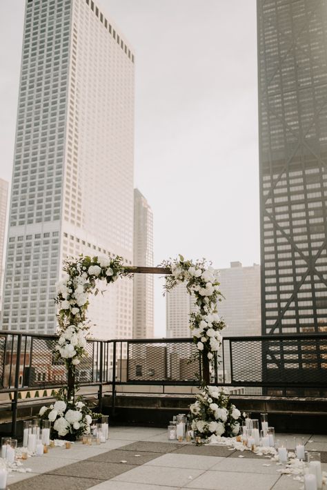 Rooftop Wedding Ideas, Rooftop Proposal Decorations, Rooftop Engagement Decoration, Proposal Decorations Outdoor, Rooftop Proposal Ideas, Outdoor Proposal Ideas, Simple Proposal Ideas, Proposal Decorations, Wedding Proposal Ideas Engagement