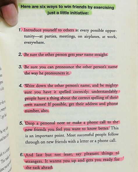 📌Unlock your full potential by cultivating a strong , confident and positive mindset. This book is for anyone looking to achieve greater success and fulfillment in life. 📌 ✨The book ‘the magic of thinking big’ teaches the importance of positive thinking and mindset. ✨The book mainly focuses on- 📌The Power of Belief: It teaches how believing in oneself enhances self- confidence and helps individuals overcome self doubt and achieve their goals. 📌Setting Goals: Setting specific, measura... Effective Leadership Skills, Visualization Board, Power Of Belief, Goals Setting, Book Excerpts, The Power Of Belief, Middle School Counseling, Clean Snacks, Types Of Journals