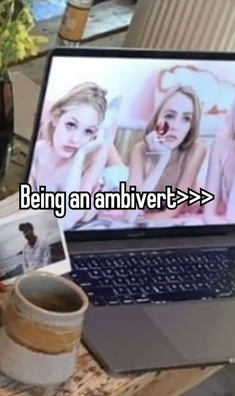 An ambivert is a person that's between an introvert and an extrovert! Whisper on being an ambivert, in the coquette aesthetic Introverted Extrovert Aesthetic, Ambivert Aesthetic Wallpaper, Ambivert Girl Aesthetic, Riya Aesthetic, Extrovert Girl Aesthetic, Extroverted Aesthetic, Ambivert Quotes, Giuliana Core, Ambivert Aesthetic