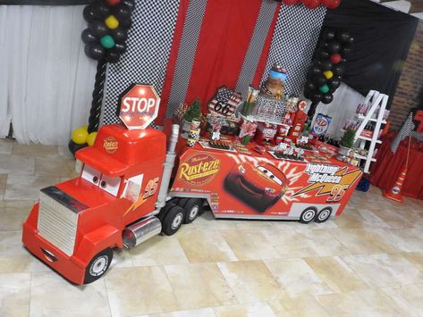 Mack Candy Land Party, Cars Theme Birthday Party, Cars Party, Candyland Party, Birthday Stuff, Theme Birthday Party, Lightning Mcqueen, Candy Land, Catch My Party