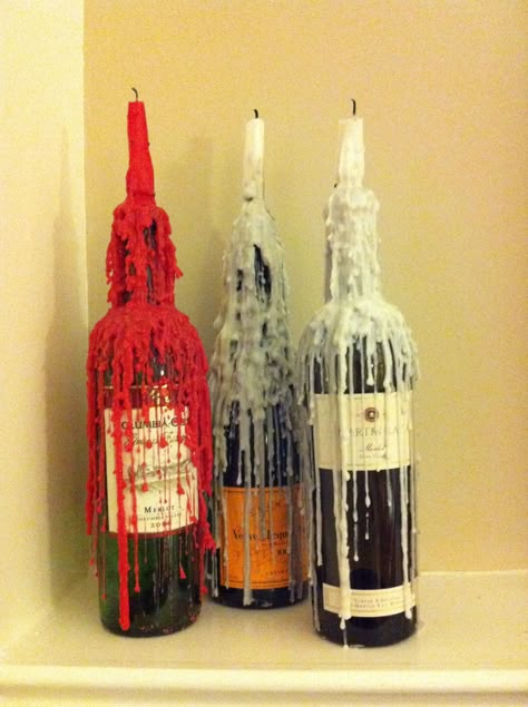 Wine Bottles As Candle Holders, Coke Bottle Candle, Candle On Bottle, Vine Bottle Decoration, Wine Candle Holders, Wine Candles Diy, Candle In Wine Bottle, Candles In Bottles, Candles In Wine Bottles