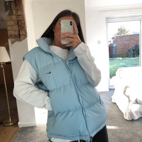 Vintage Nike puffer jacket baby blue oversized Nike Winter Jacket Women, Half Puffer Jacket Outfits Women, Baby Blue Puffer Jacket Outfit, Half Puffer Jacket Outfit, Blue Puffer Jacket Outfit, Puffer Jacket Outfit Women, Puffer Jacket Outfits, Gilet Outfit, Uk Drip