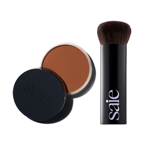 Saie Sun Melt Duo - The Big Brush - Soft, Multi-Use Liquid + Cream Makeup Brush With Synthetic Bristles Bundled With Sun Melt Bronzer in Tan Bronze - Buildable Cream Contour with Velvet Finish (1 oz) Saie Sun Melt, Saie Bronzing, Cream Makeup Products, Welsh Christmas, Whats In My Makeup Bag, Bronzer Makeup, Wishlist Ideas, Makeup Wishlist, Bronzer Brush