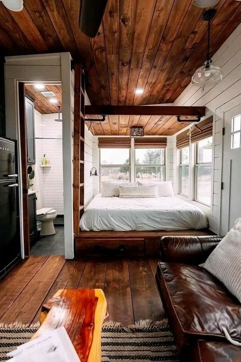 Mobile Home Bathroom Remodel, Shed House Interior, Houses On Wheels, Small Barn House, Rustic Tiny House, Mobile Home Bathroom, Prefab Home, Shed Home, Small Barn