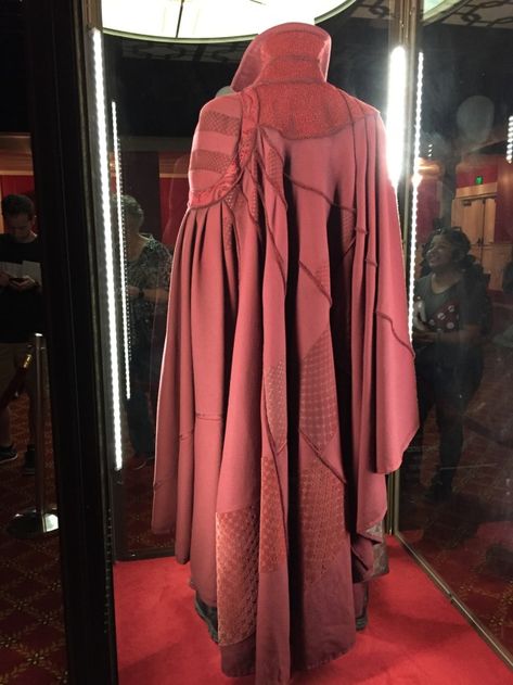 Dr Strange Cape, Doctor Strange Cloak, Dr Strange Cloak, Dr Strange Costume, Cloak Of Levitation, Doctor Strange Benedict Cumberbatch, Marvel Costumes, Marvel Cosplay, Waiting Area