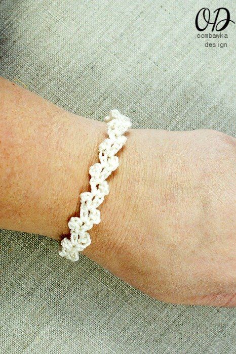 Bridal Party Bracelets, Bride Crochet, Crochet Bracelets, Bride Bracelet, Crochet Bracelet Pattern, Crochet Jewlery, Jewelry Crochet, Knit Bracelet, Crochet Beaded Bracelets