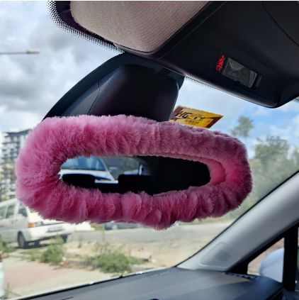 Pink rear view mirror cover can be used on all mirrors with its tyre structure. Car mirror cover is unique car accessory that can gift women. First class plush is used for the production of cute rear view mirror cover. Best Car Interior, Blue Car Accessories, Pink Car Seat, Pink Car Accessories, Cars Jeep, Girly Car Accessories, Cool Car Accessories, Rear View Mirror Decor, Car Accessories For Girls