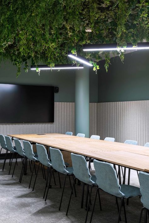 Conference Room Design, Meeting Room Design, Design Studio Workspace, Office Meeting Room, Coworking Office, Office Meeting, Workplace Design, Workspace Design, Long Table