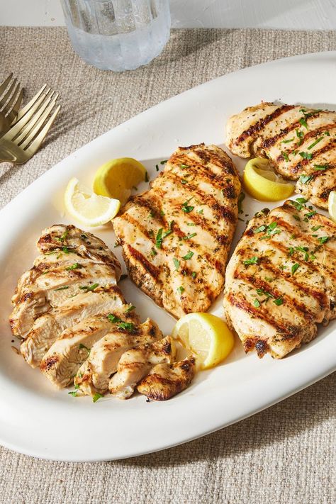 Juicy Grilled Chicken Breasts Chicken Backs, Juicy Grilled Chicken Breast, Aip Dinner, Grilled Chicken Breast Recipes, Cheese Steaks, Juicy Grilled Chicken, Healthy Recipes Snacks, Grilled Chicken Marinade, Brunswick Stew