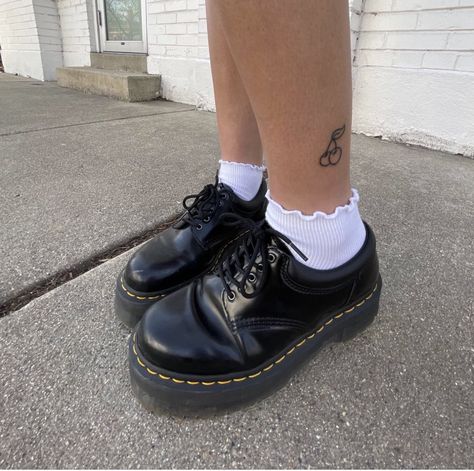 Frilly Socks Doc Martens, Low Rise Doc Martens, Doc Martin Loafers, Low Doc Martens, Dc Martens, Doc Marten Shoes, Doc Martens Loafers, Frilly Socks, Shoe Inspo