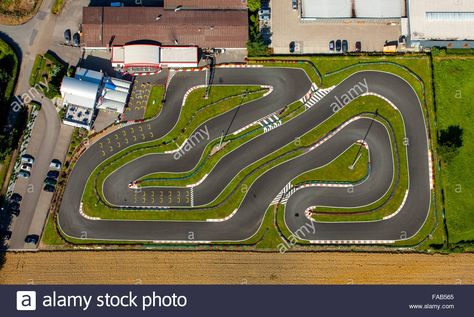 Homemade Go Kart, Go Kart Plans, Go Kart Tracks, Race Car Track, Go Kart Buggy, Rc Track, Go Kart Racing, Ho Slot Cars, Course Automobile